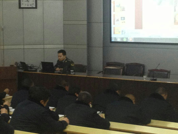 1月25日邀請巿消防大隊邢大隊長，進行消防安全知識講座