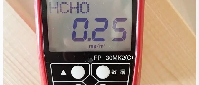 王偉鴻榮獲繪畫一等獎和書法二等獎