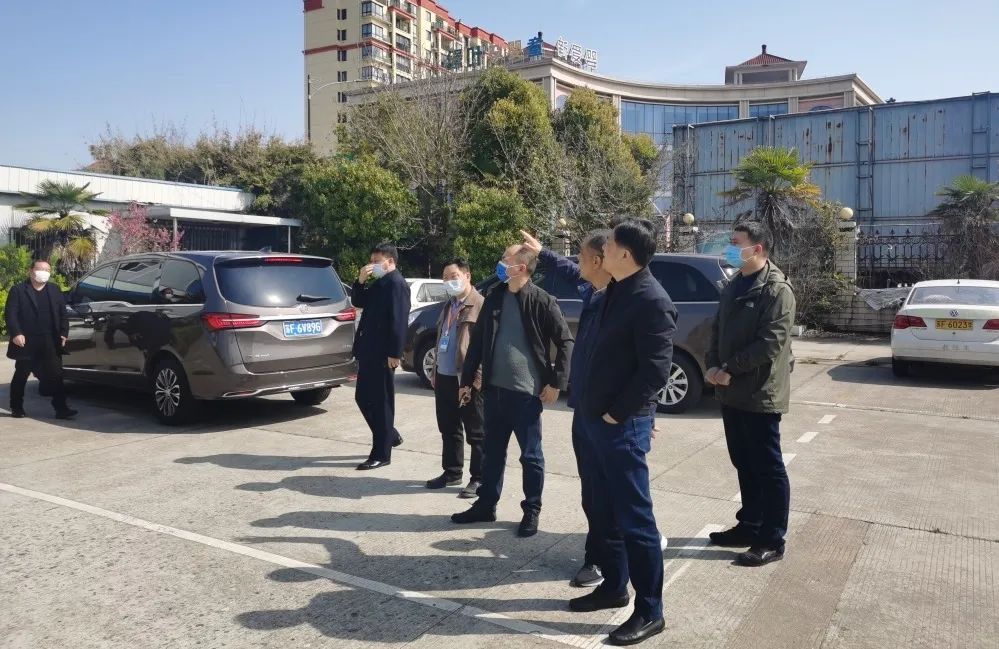 富皋萬泰集團(tuán)黨委書記、董事長率隊檢查指導(dǎo)疫情防控工作